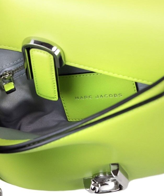 Marc Jacobs The J Marc Green Glow Slät Läder Axelremsväska