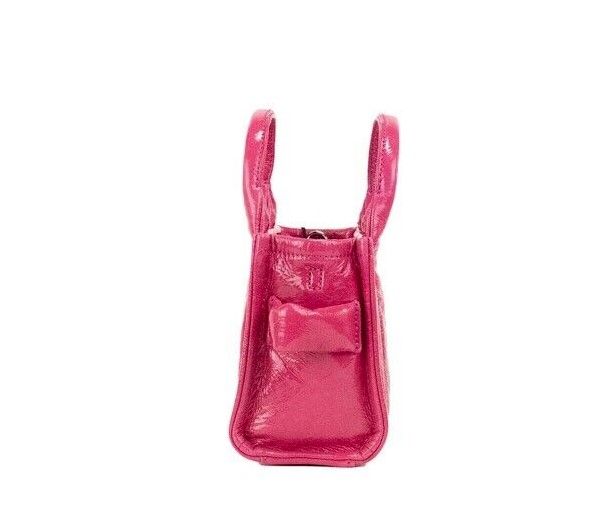 Marc Jacobs The Shiny Crinkle Micro Tote Magenta Läder Axelremsväska Handväska