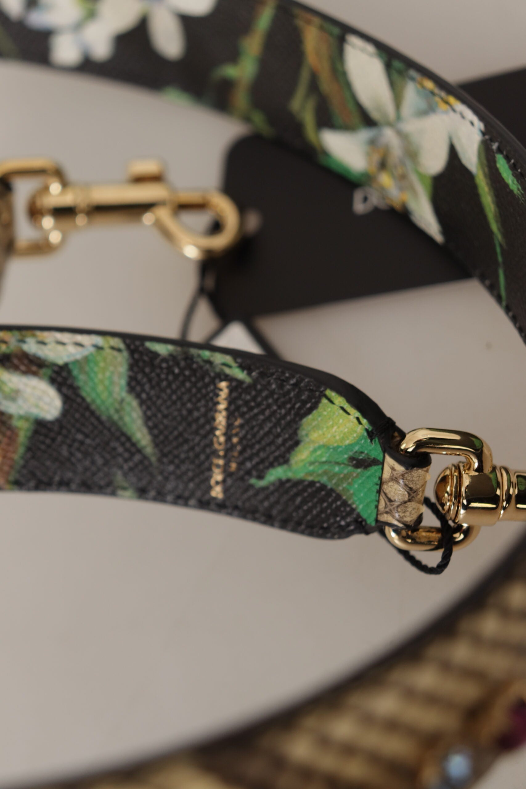 Dolce & Gabbana Beige Exotiska Läderkristaller Vändbar Axelrem