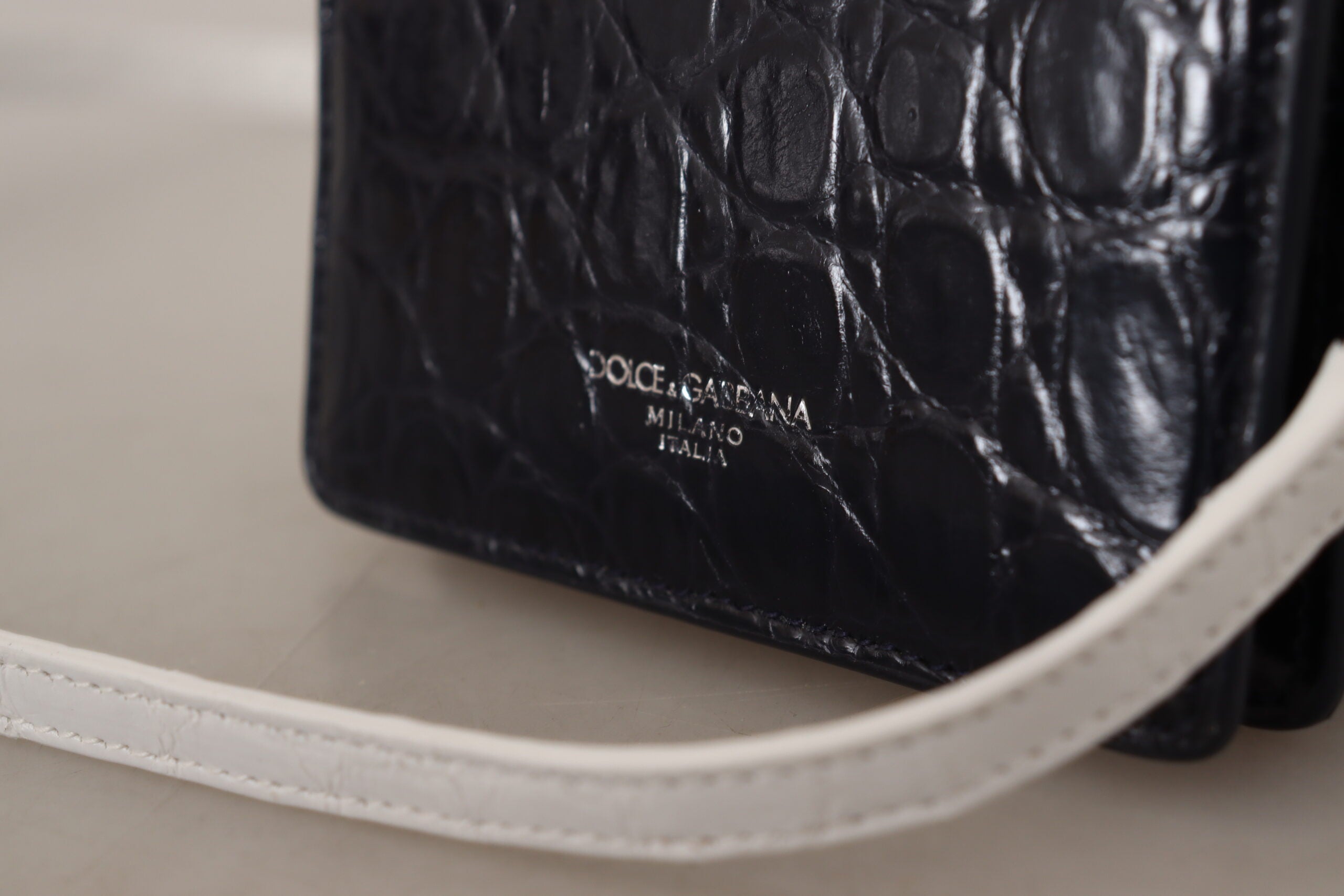 Dolce & Gabbana Blå Vit Caiman Läderrem Plånbok med Korthållare