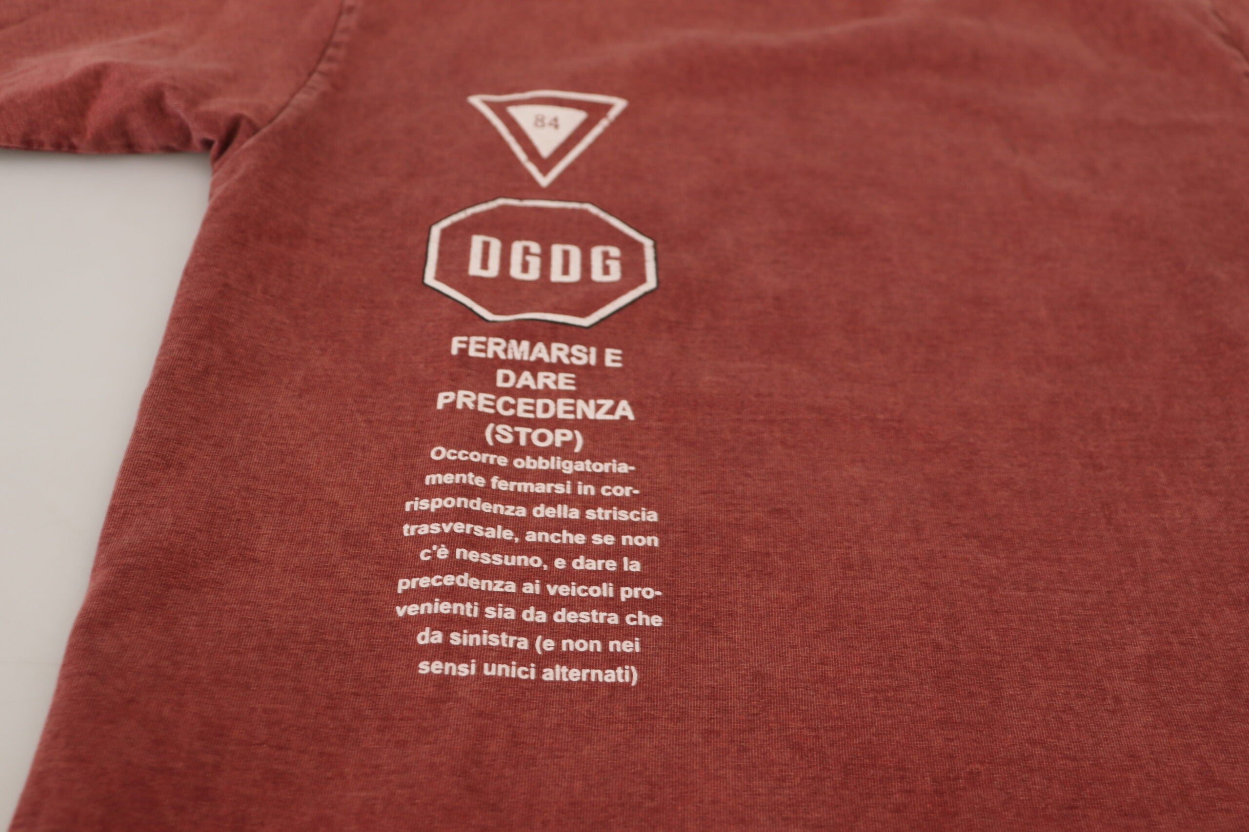 Dolce & Gabbana Rödbrunt Mönstrat Rund Halsad T-shirt Med Korta Ärmar