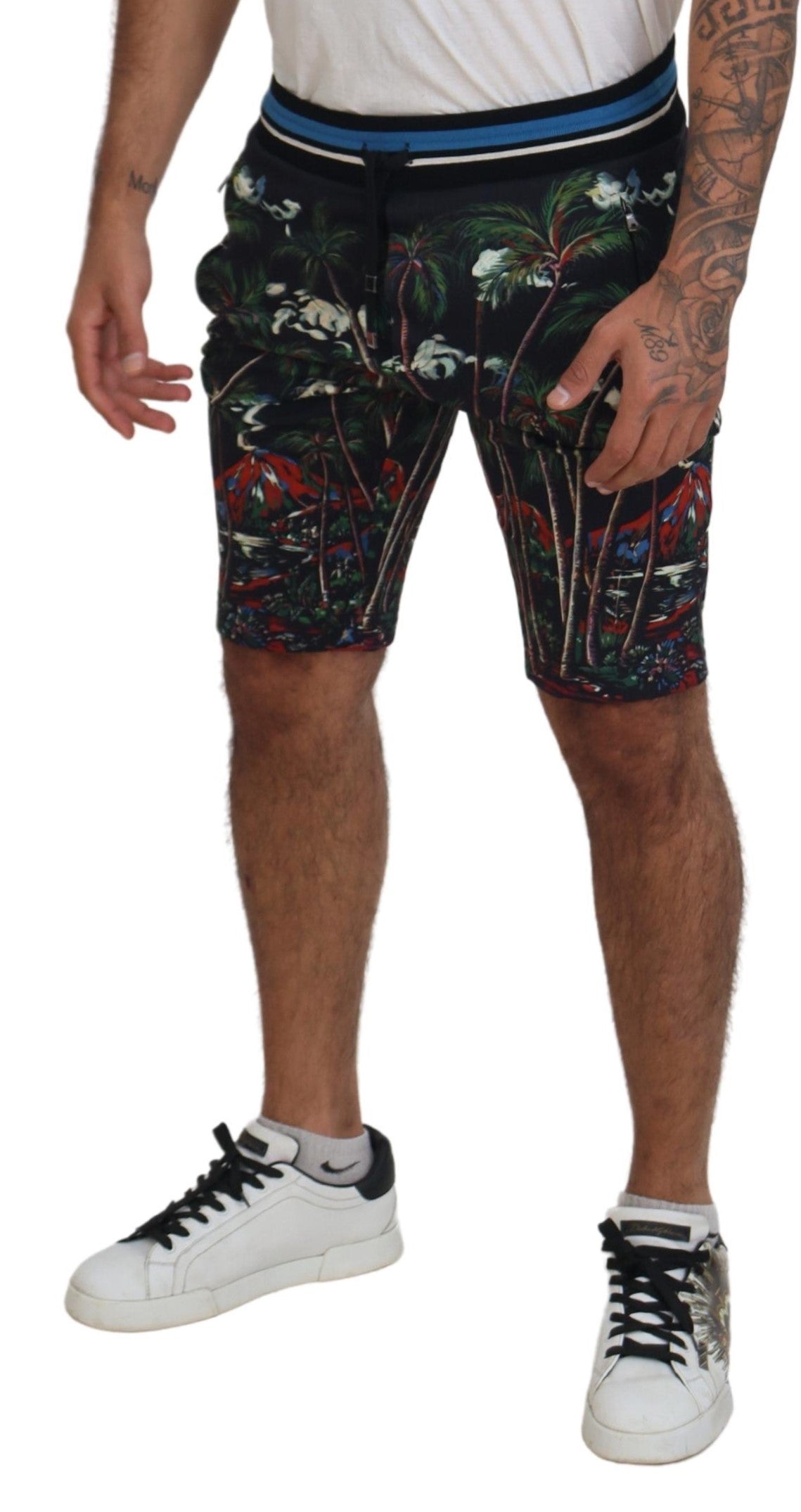 Dolce & Gabbana svarta bomullsshorts med vulkantryck