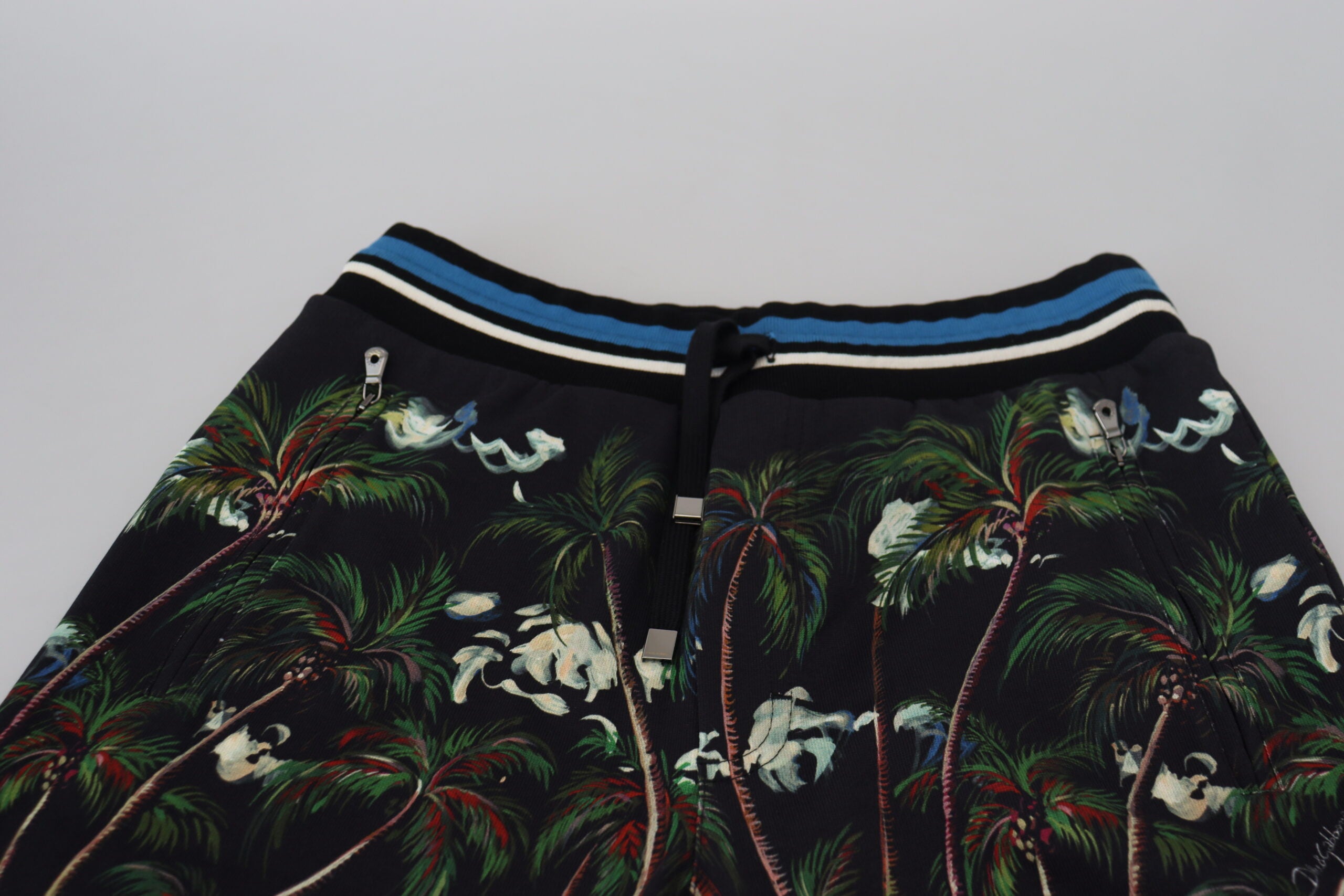 Dolce & Gabbana svarta bomullsshorts med vulkantryck