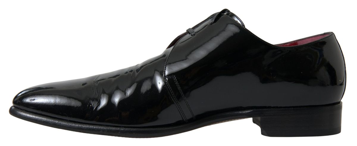Dolce & Gabbana svarta formella skor i lackskinn