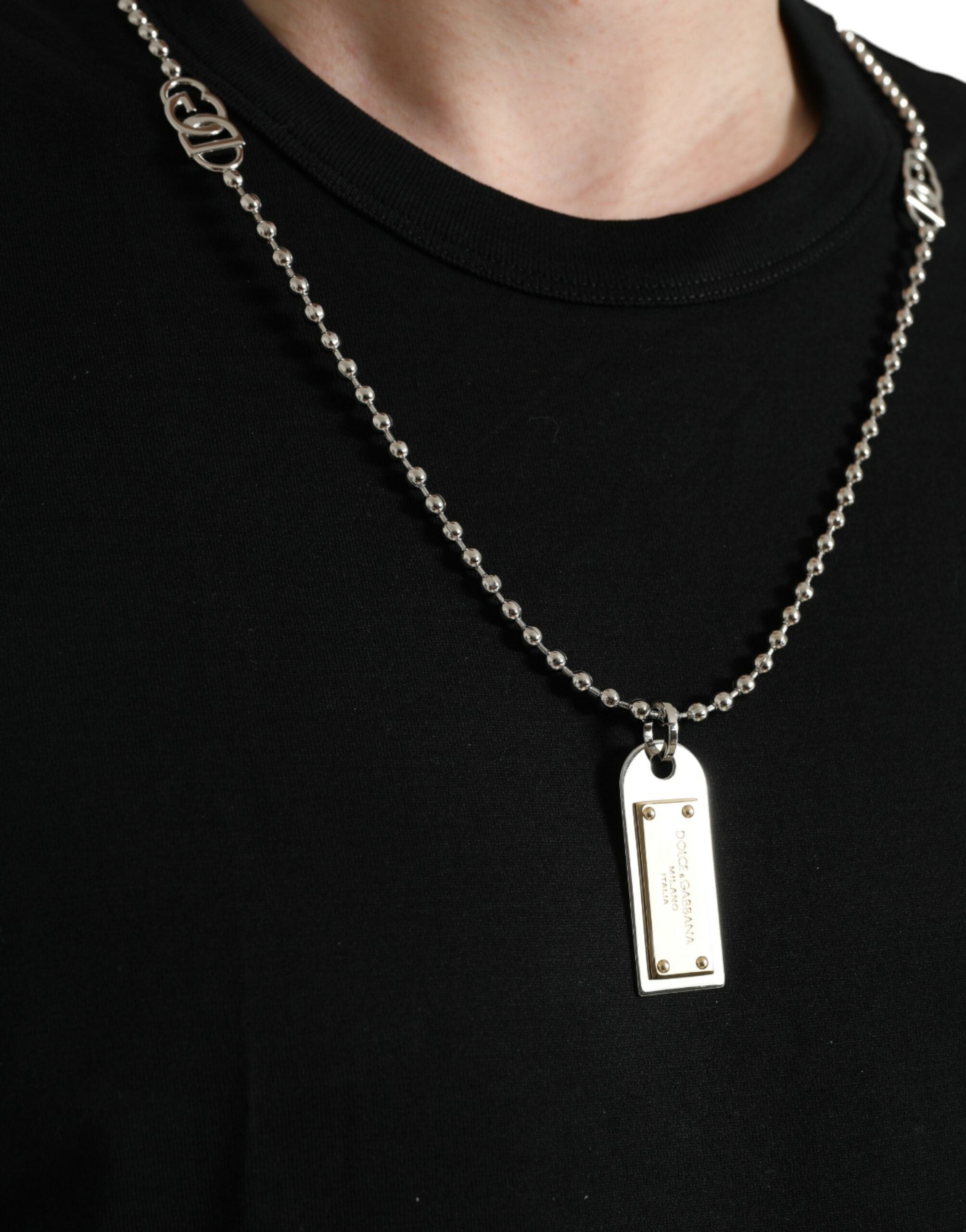 Dolce & Gabbana svart bomulls-t-shirt med rund halsringning och hundbricka