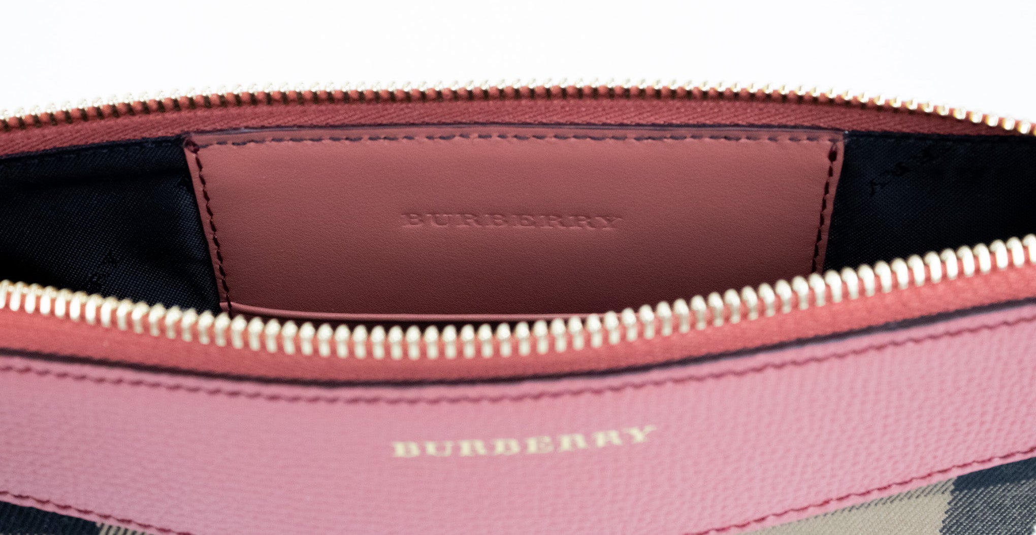 Burberry Peyton House Check Derby kanelröd axelväska i läder