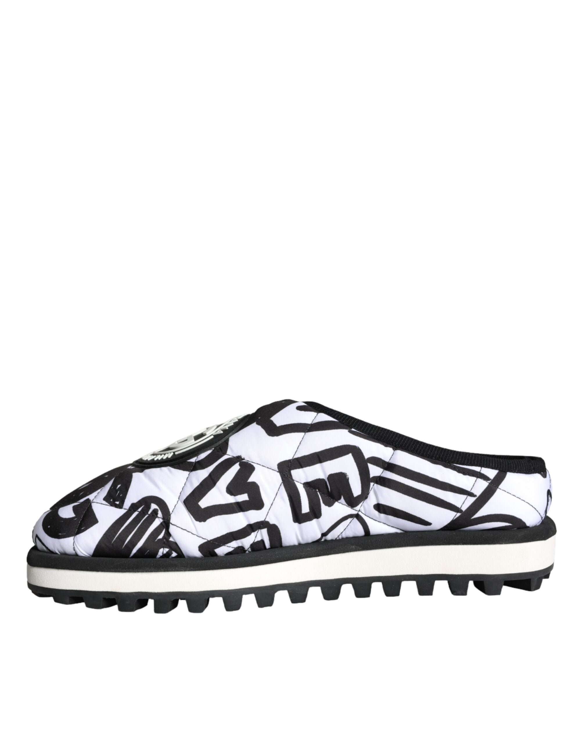 Dolce & Gabbana Svarta Vita Quiltade Logotyp Sandaler Tofflor Skor