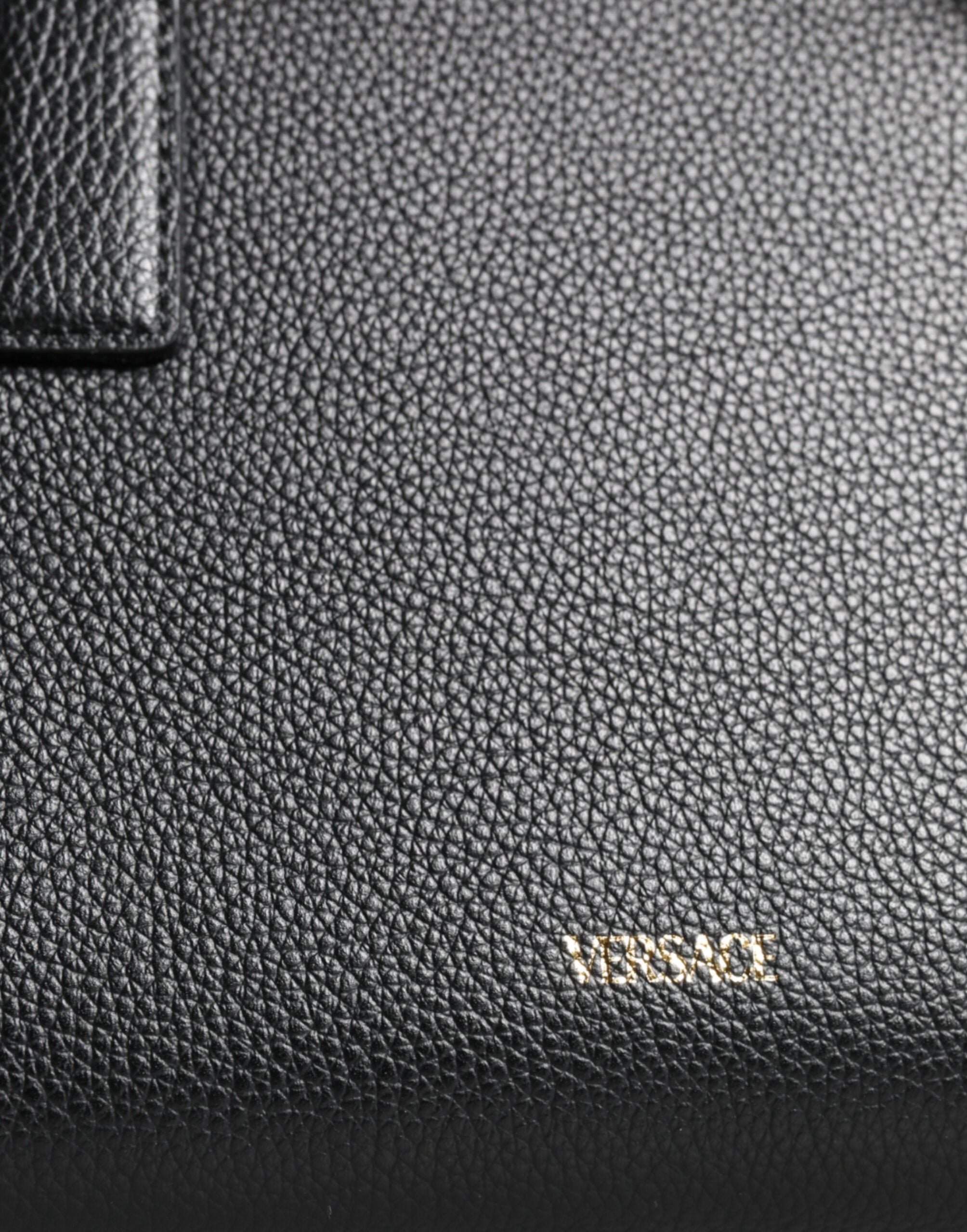 Versace Liten Svart Axelremsväska i Läder med Topphandtag