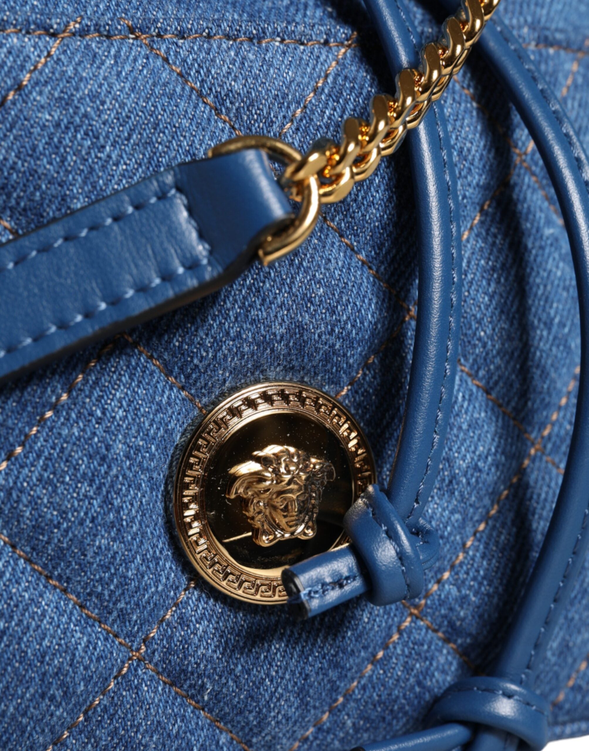 Versace Blå Quilted Denim Läder Axelremsväska