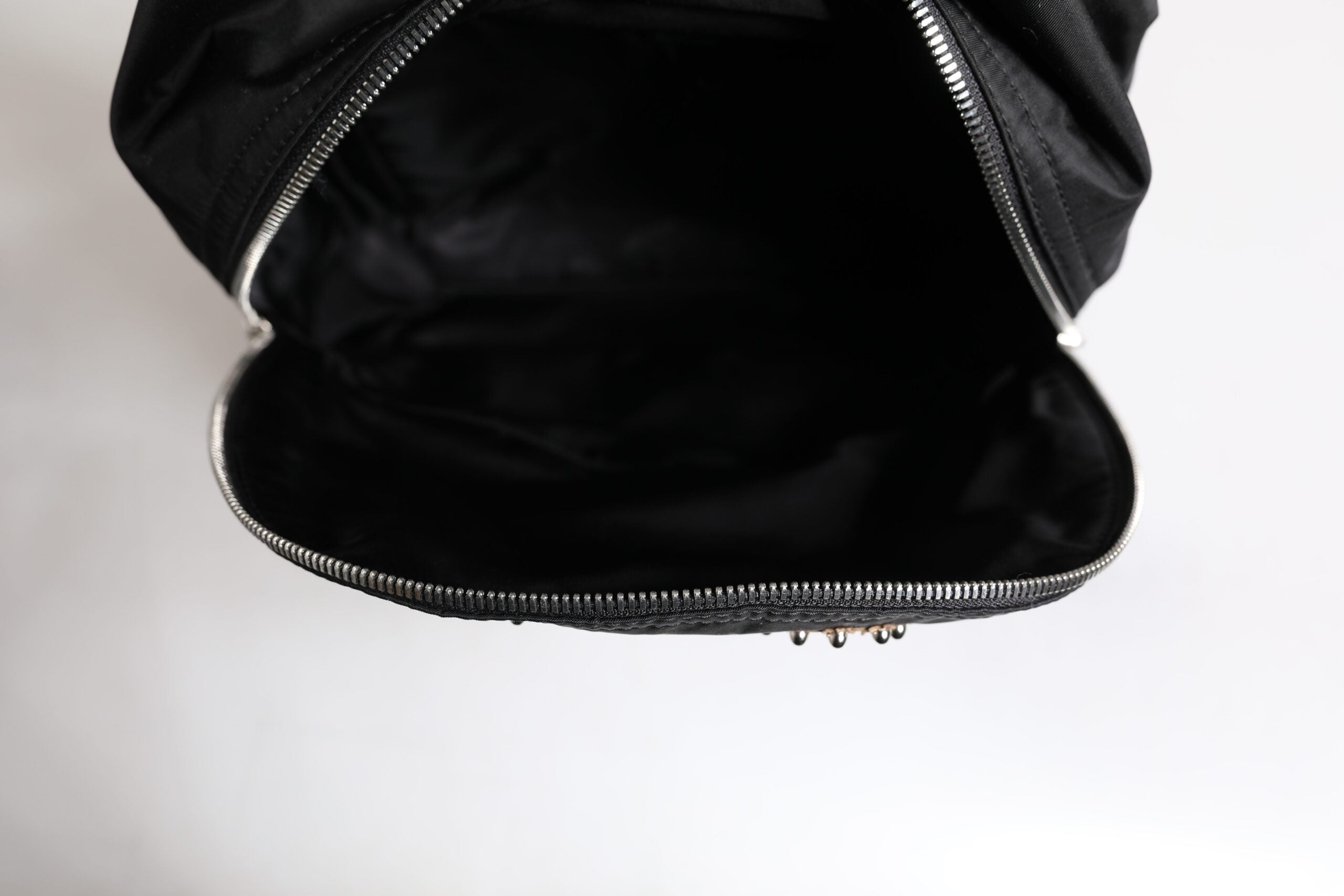 Dolce & Gabbana Svart Nylon