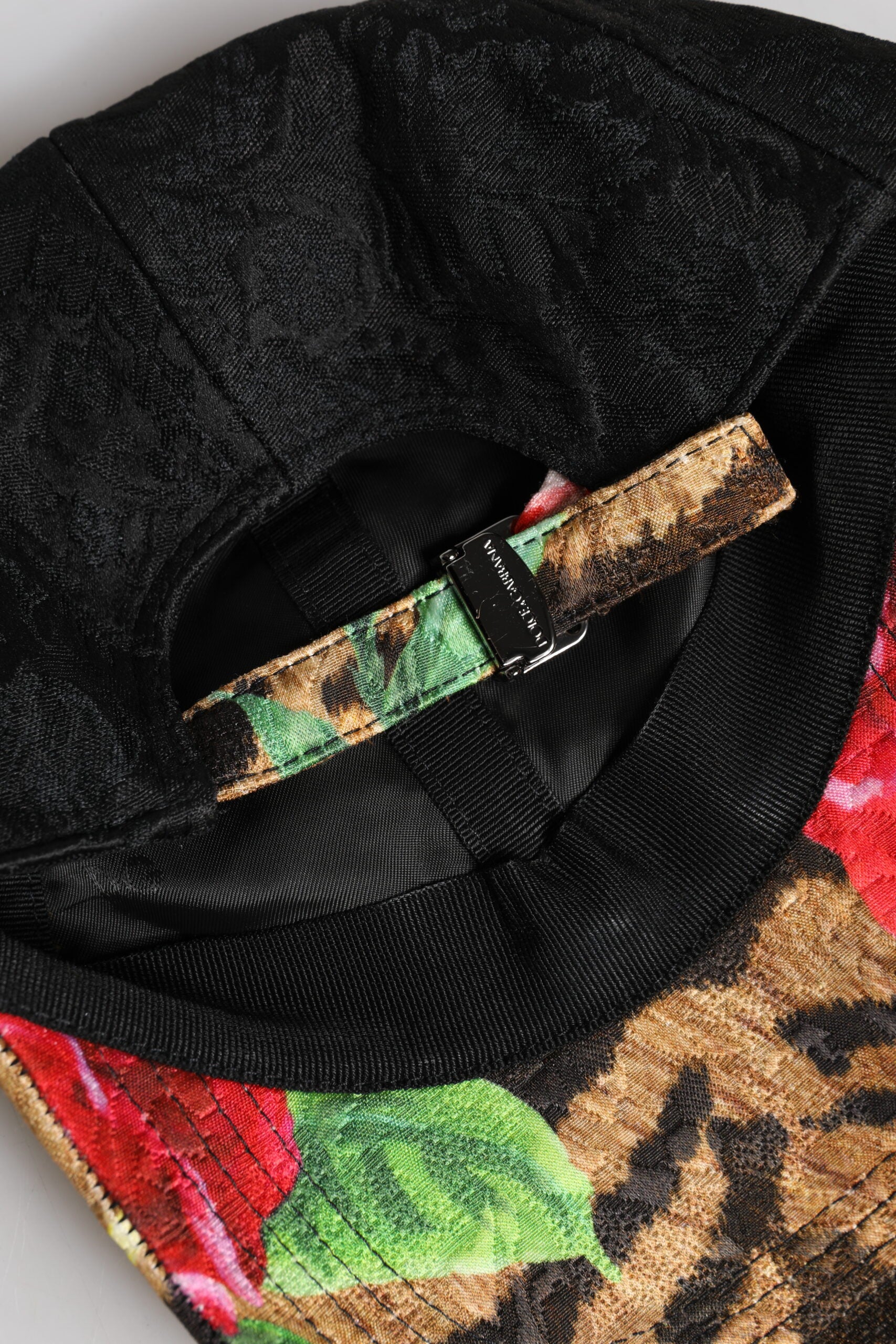 Dolce & Gabbana Flerfärgad DG-logotyp med 6 paneler i basebollkeps