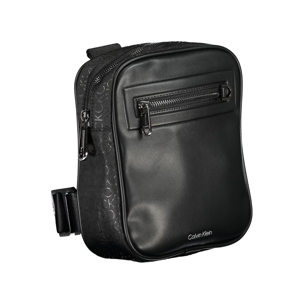 Calvin Klein Sleek Urban Axelväska med Kontrastdetaljer