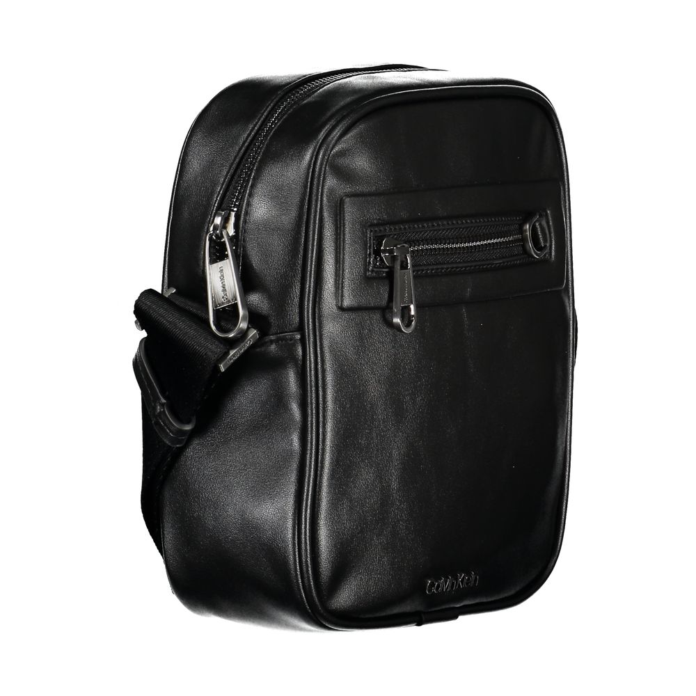 Calvin Klein Sleek Urban svart axelväska