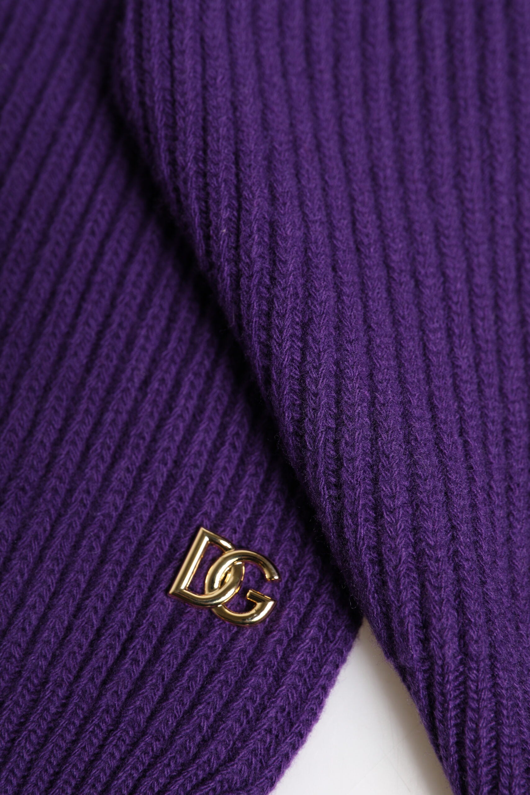 Dolce & Gabbana Lila DG Logo Halsvärmare Omlottsjal Halsduk