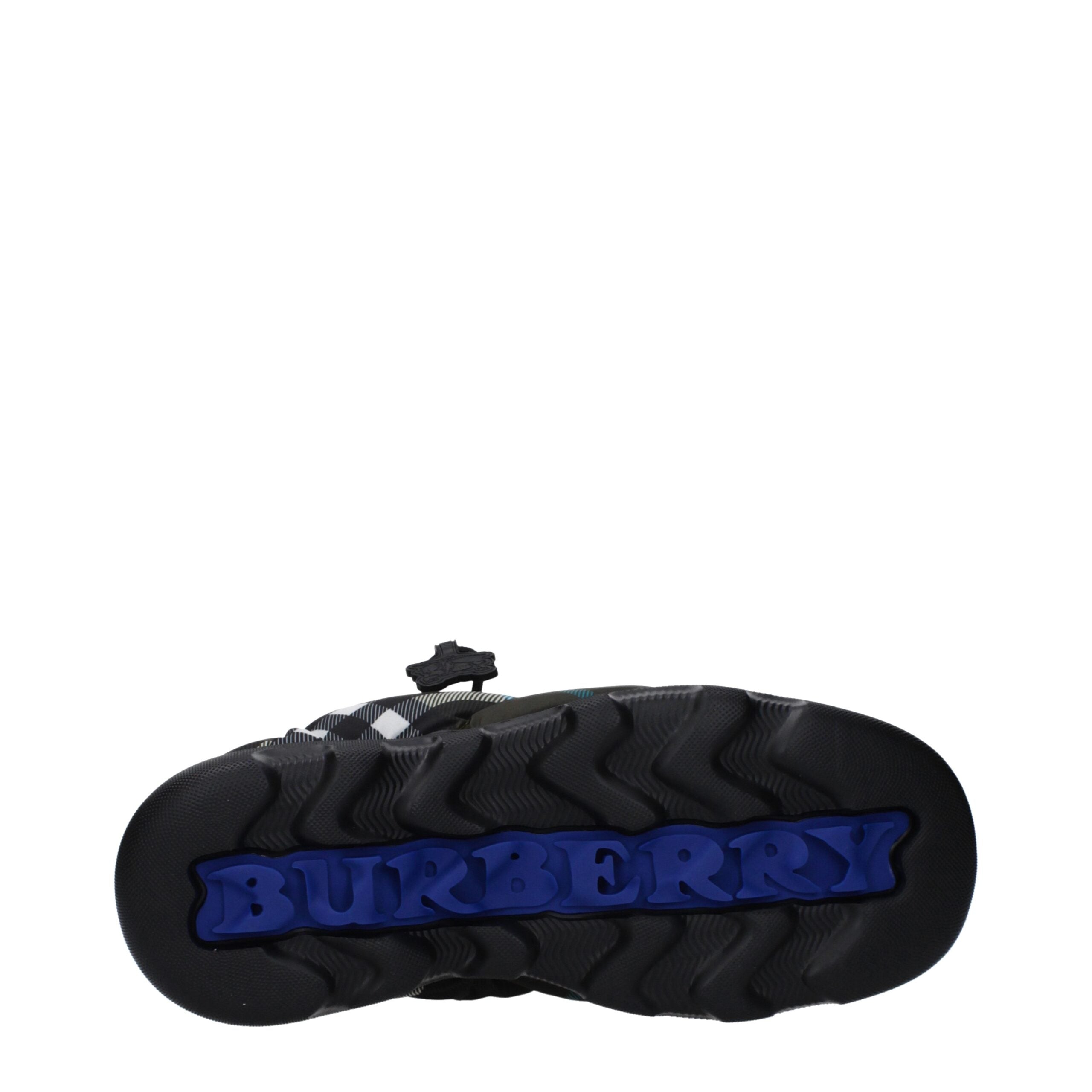 Burberry Gröna Slip-On Loafers i Tyg