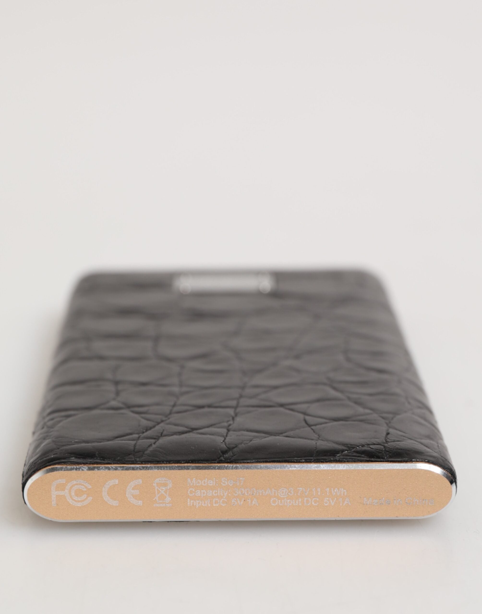 Dolce & Gabbana Svart Läder Exotisk Hud 3000mAh Powerbank Laddare USB