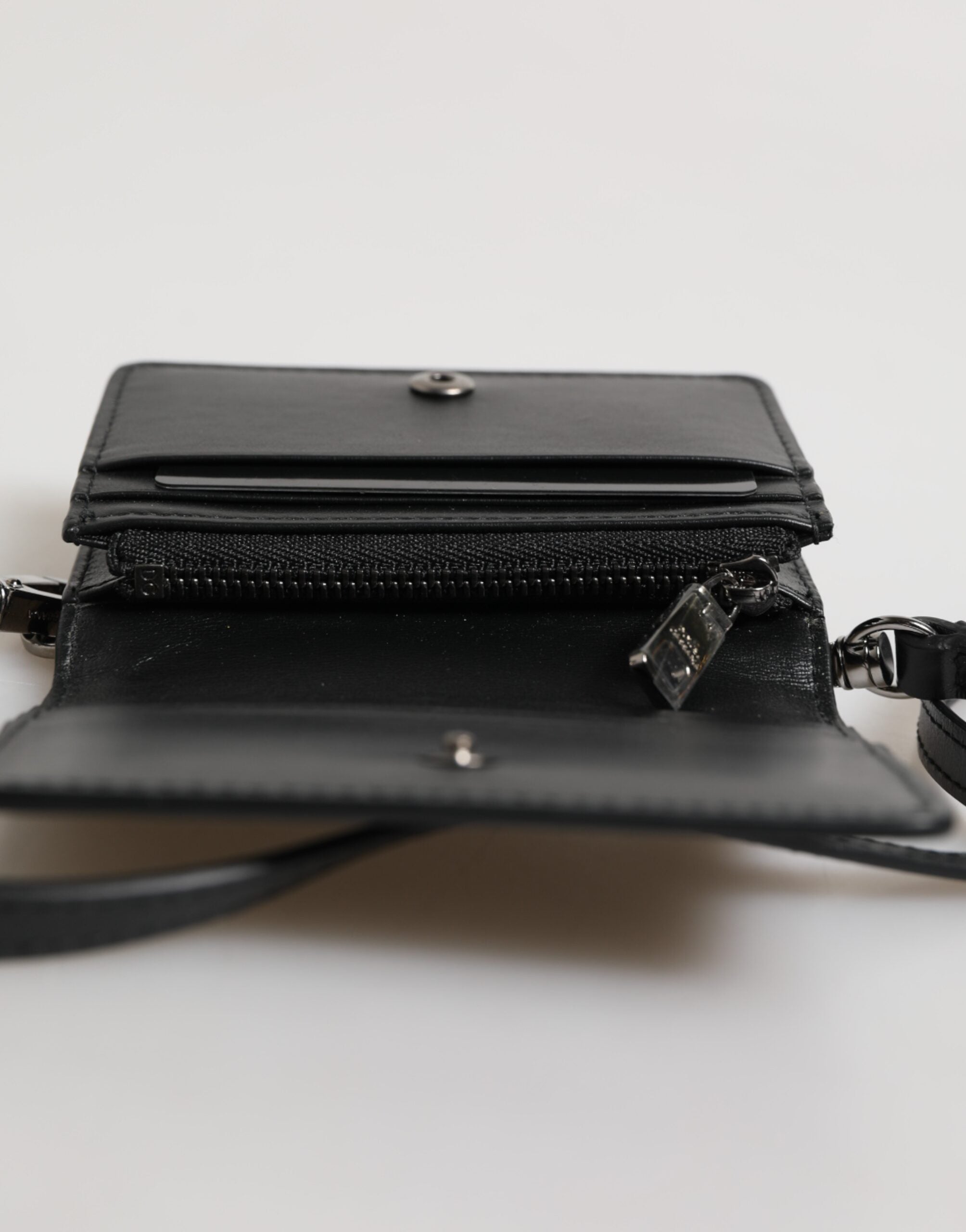 Dolce & Gabbana Svart Läder Bifold Korthållare Axelremsväska Herr