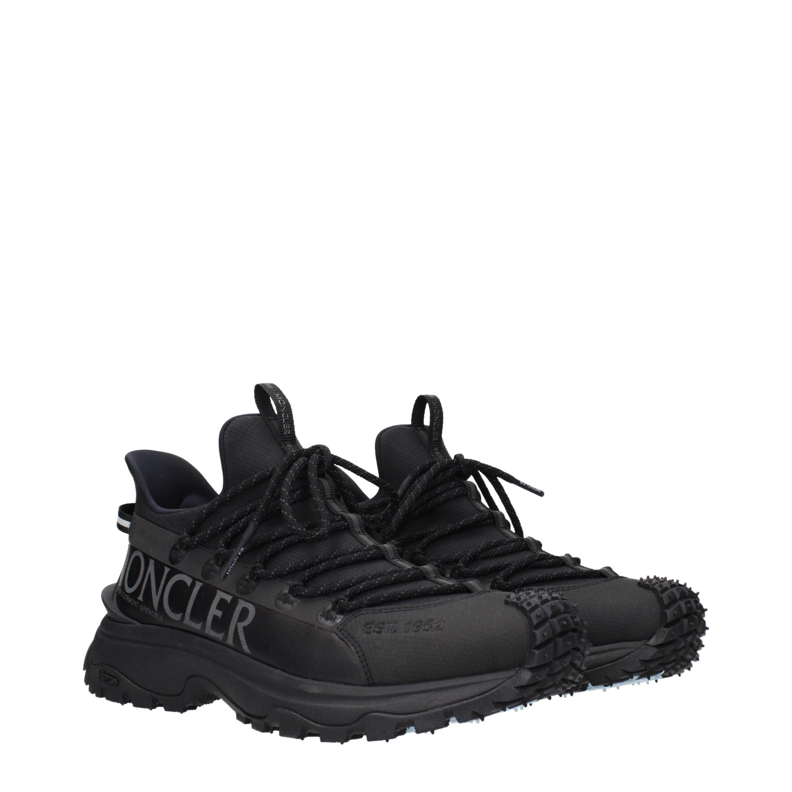 Moncler Svarta Tyg Atletiska Sneakers