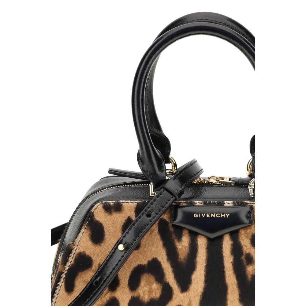 Givenchy Antigona East-West mini-handväska