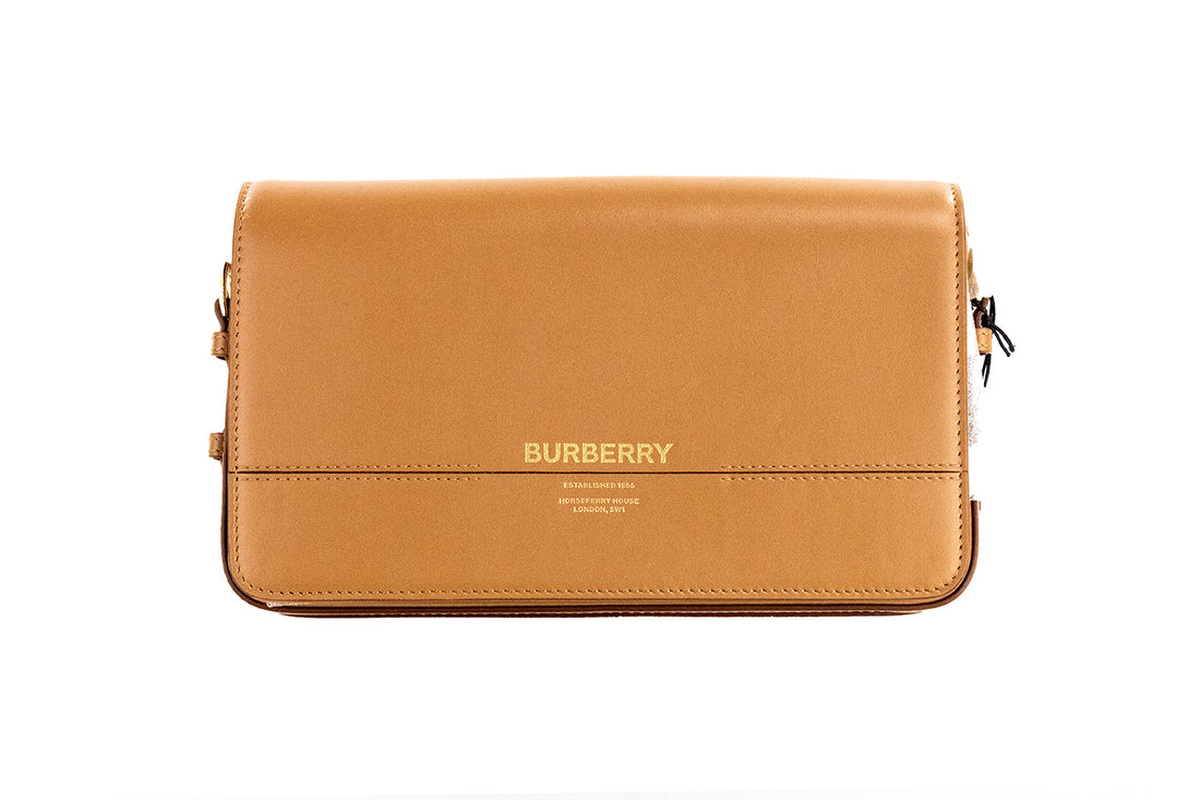 Burberry Grace Liten Muskotnöt Slät Läderklaff Crossbody Kuvertväska