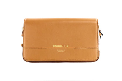 Burberry Grace Liten Muskotnöt Slät Läderklaff Crossbody Kuvertväska