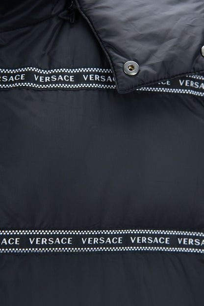 Versace elegant svart väst med logotyp och avtagbar huva