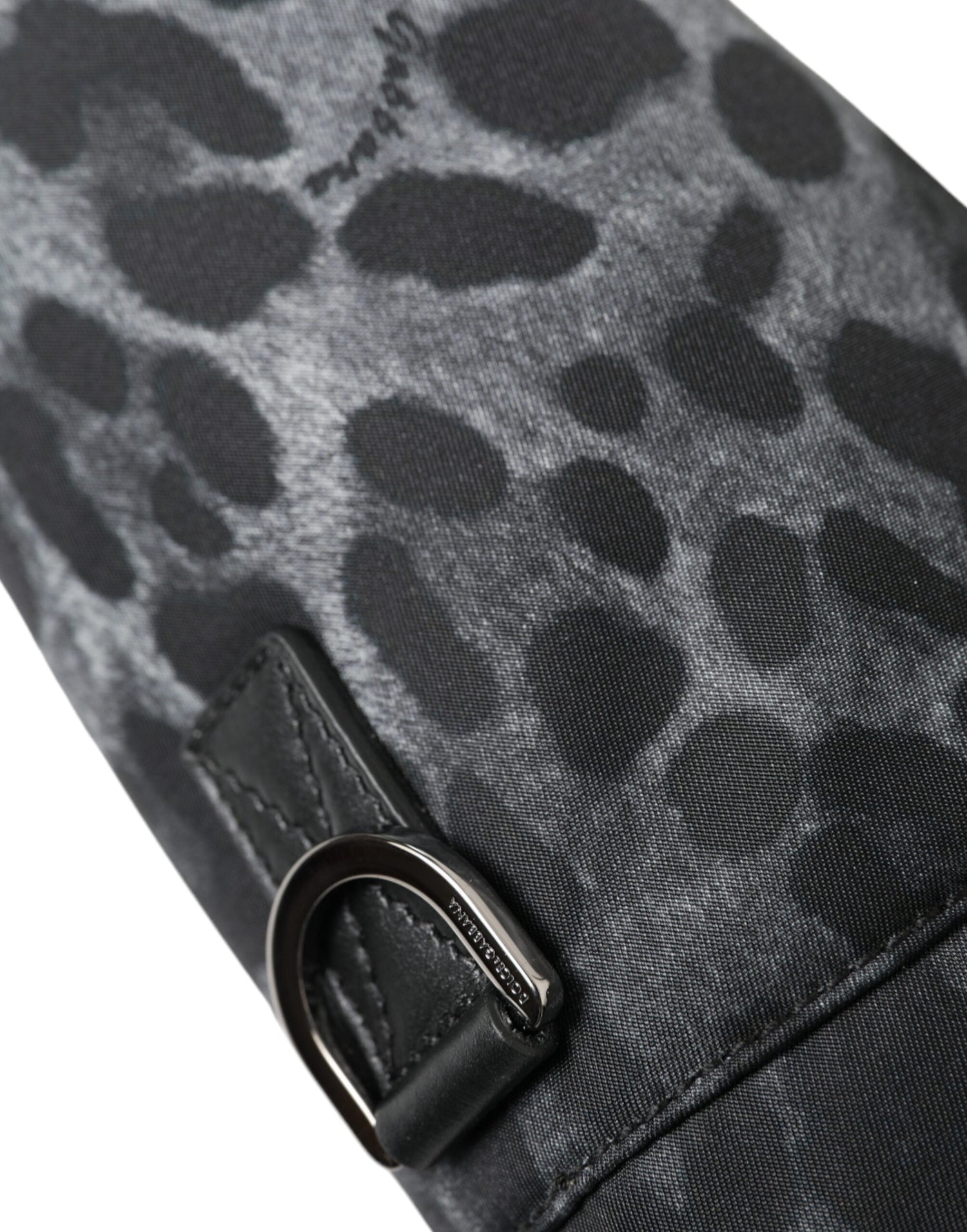 Dolce &amp;amp; Gabbana Svart Leopard Rund Smal Tote Flaskhållarväska