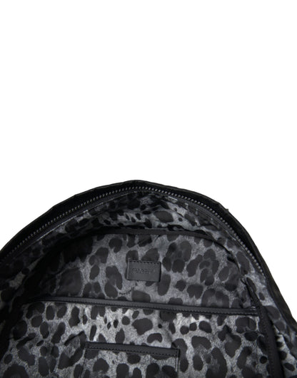 Dolce &amp;amp; Gabbana Svart Ryggsäck i Lackskinn med Logotypplakett