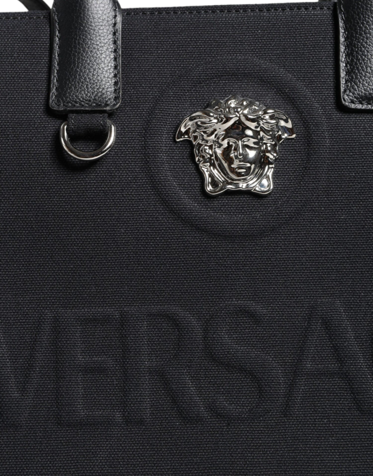Versace svart axelväska i läder med kanvas och logotyp