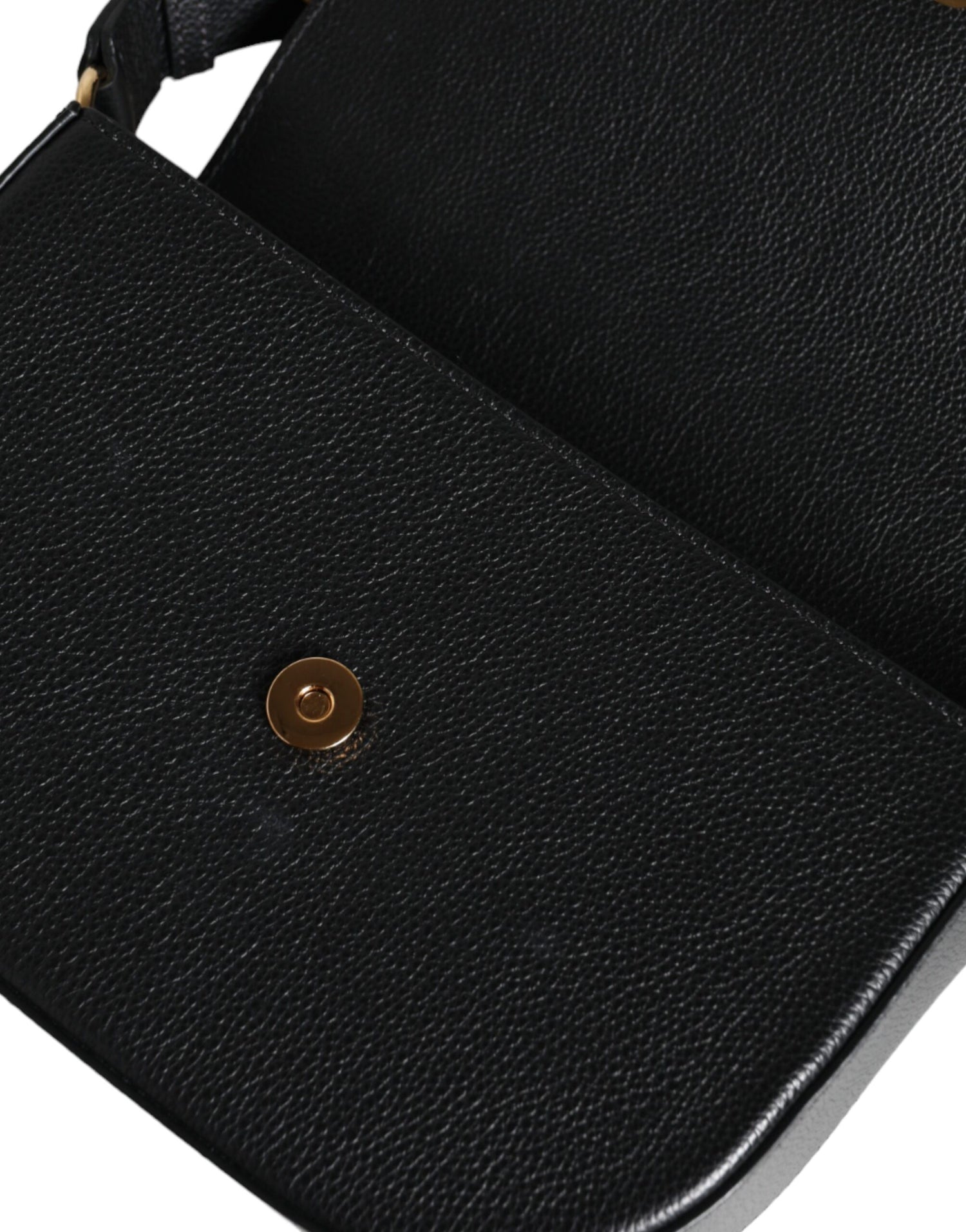 Versace svart kornig kalvläder axelväska med logotyp