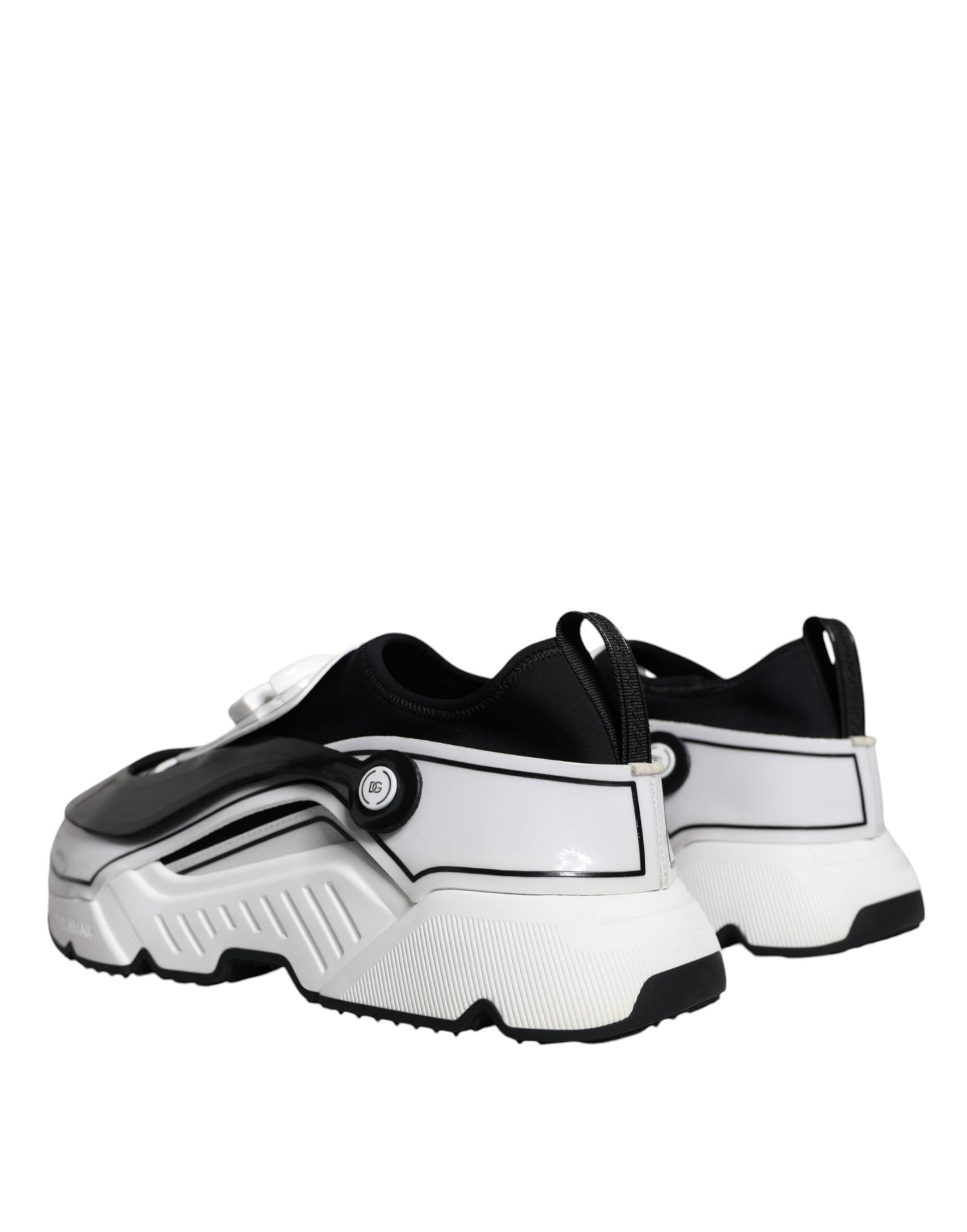 Dolce &amp;amp; Gabbana Vita Svarta Logotypplack Daymaster Sneakers Skor