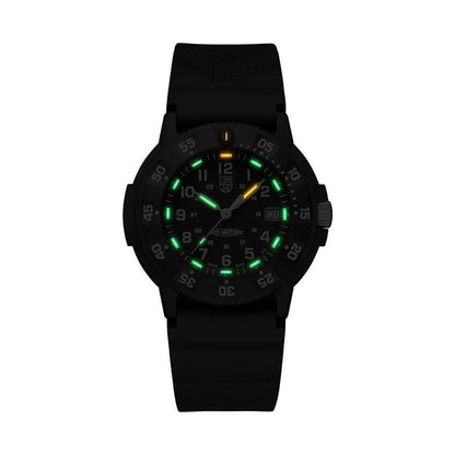 Luminox svart gummiklocka