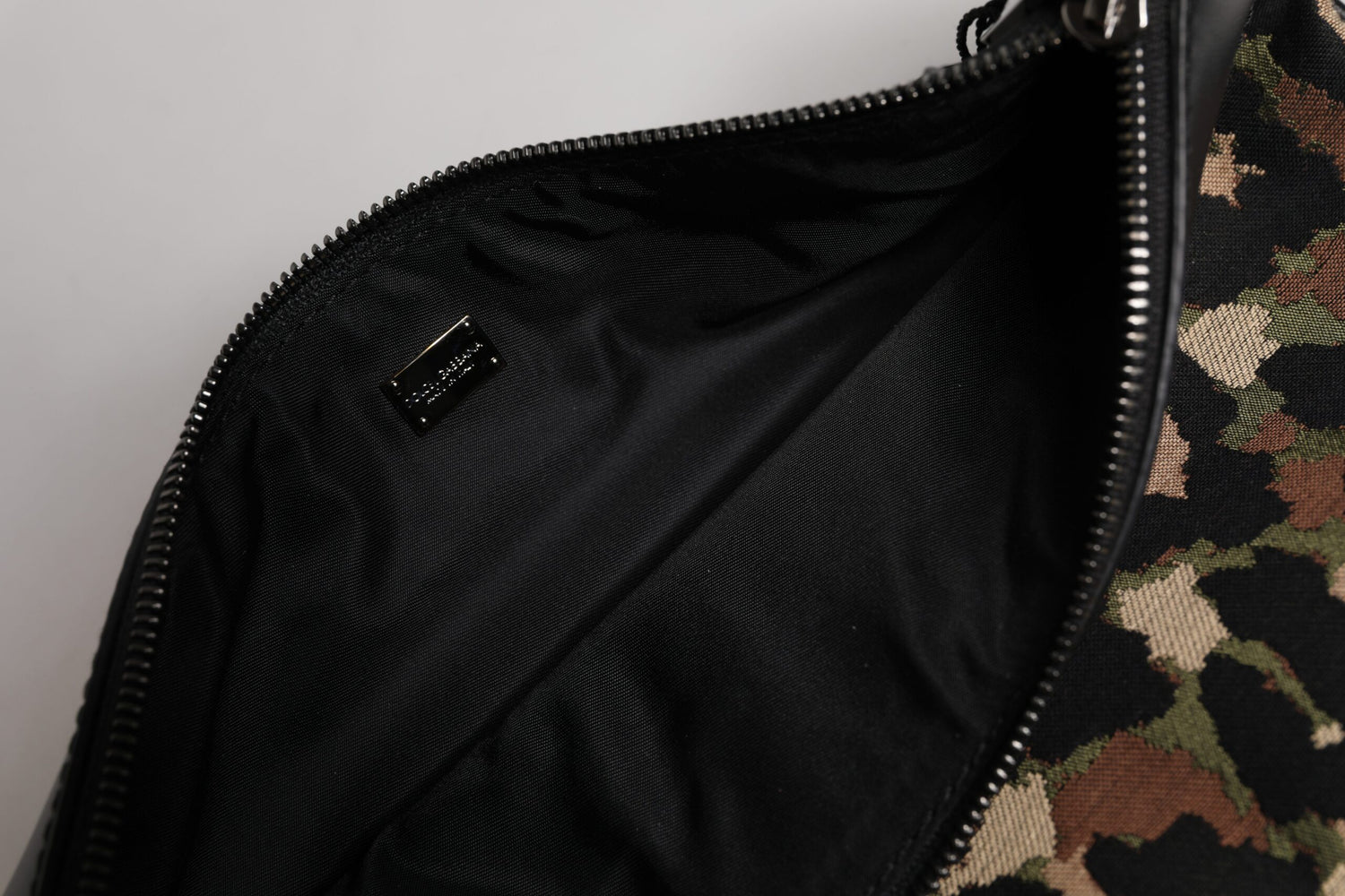 Dolce &amp;amp; Gabbana Flerfärgad Leopard Jacquard Mönstrad Logotyp Plack Väska
