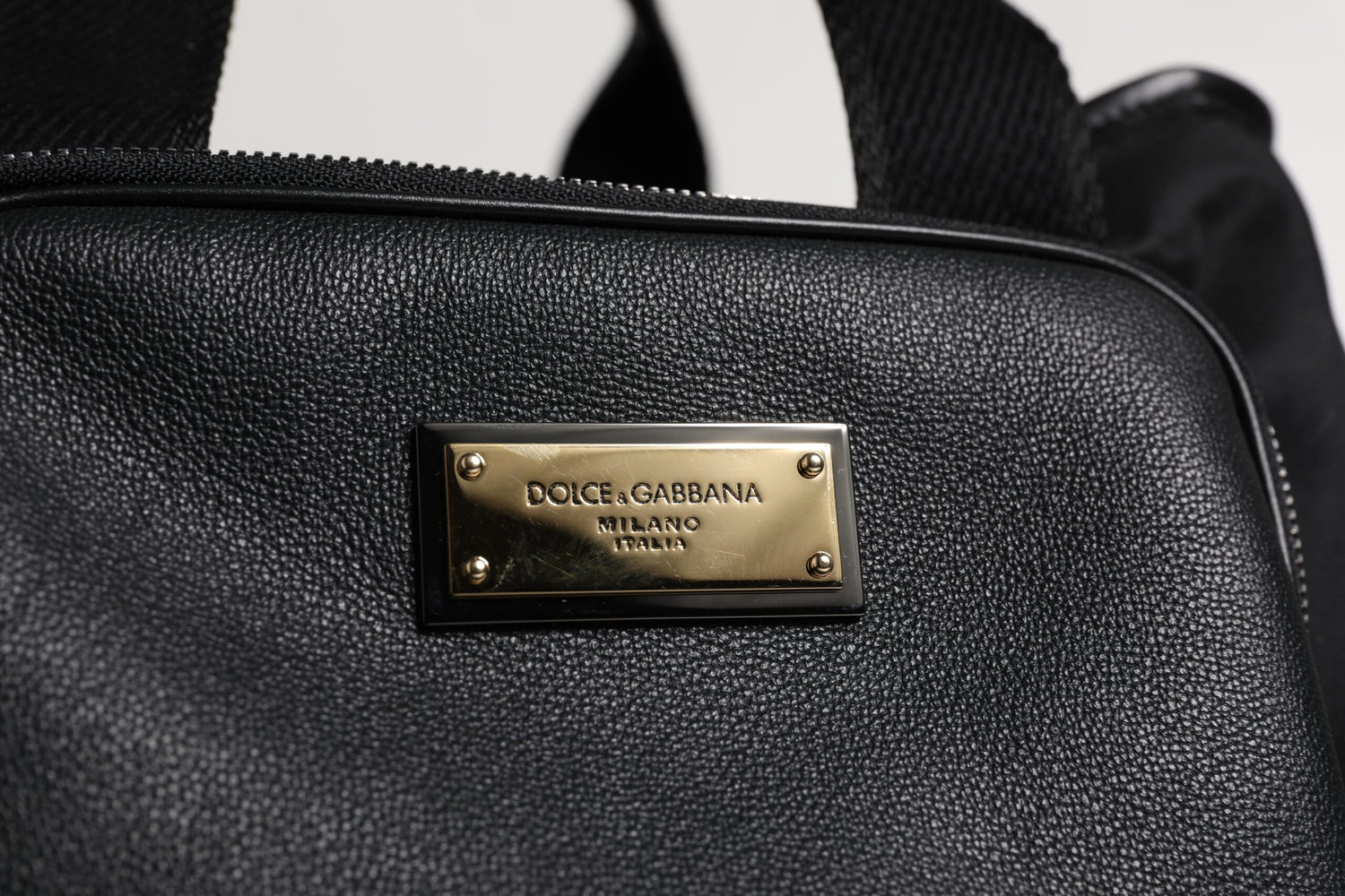 Dolce &amp;amp; Gabbana svart axelrem med husdjursbärbar logotypplack