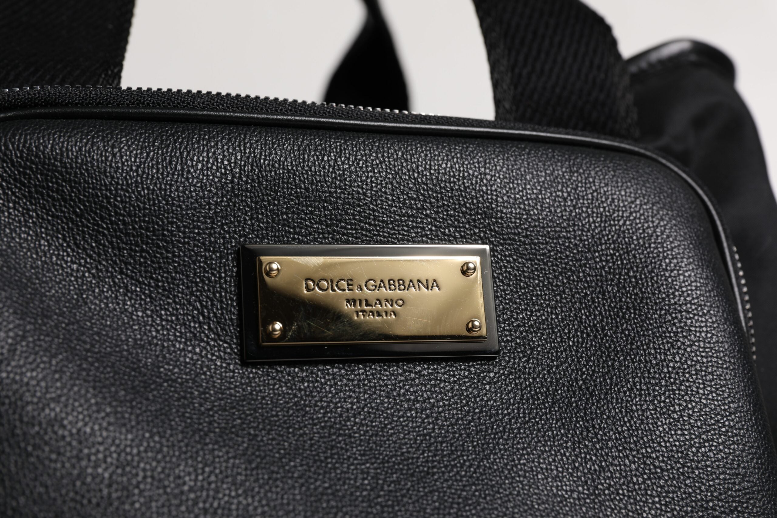 Dolce &amp;amp; Gabbana svart axelrem med husdjursbärbar logotypplack