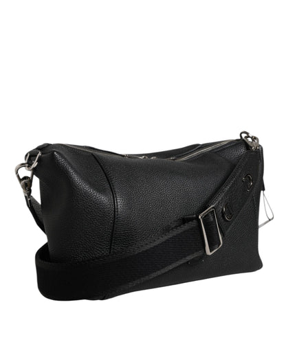 Dolce &amp;amp; Gabbana svart läderväska med logotyp och plack