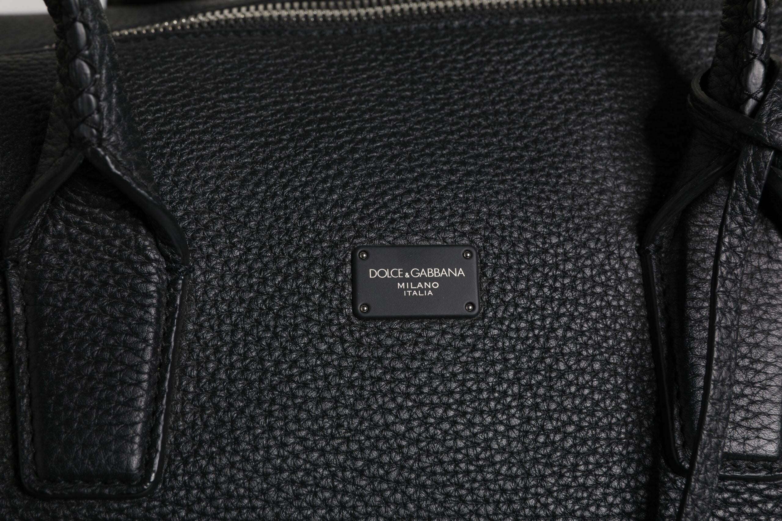 Dolce &amp;amp; Gabbana svart duffelväska i kalvskinn och läder