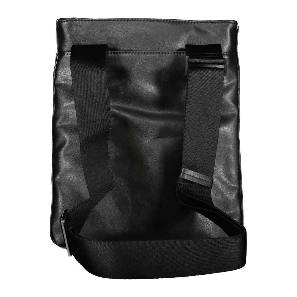 Calvin Klein Sleek svart axelväska med kontrastdetaljer