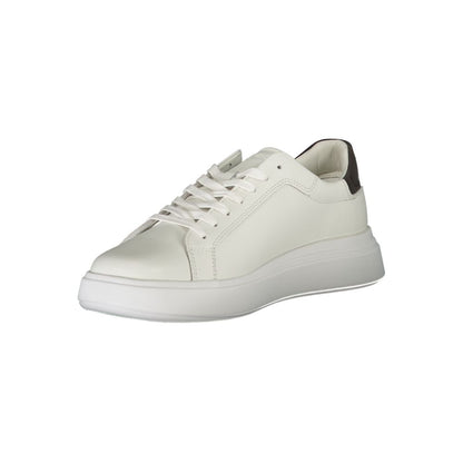 Calvin Klein Sneakers i vitt med kontrasterande snörning