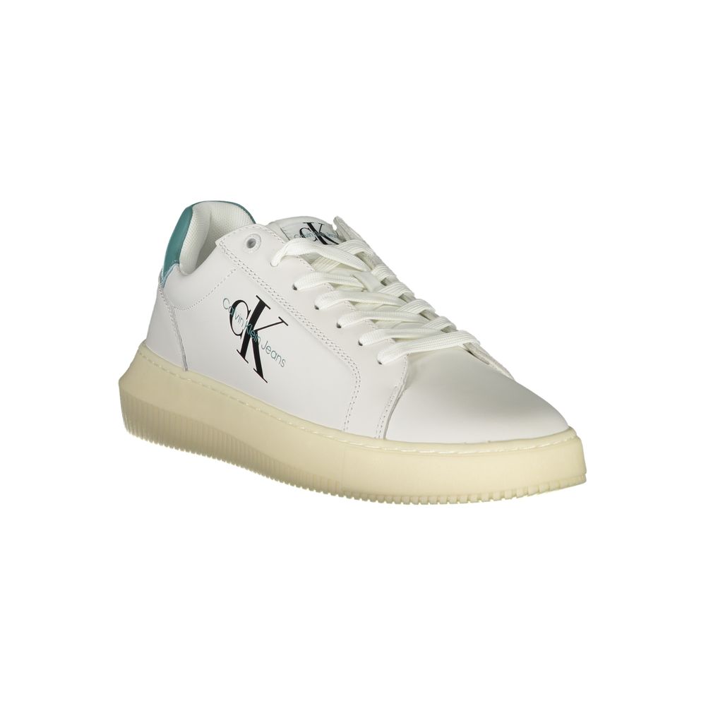 Calvin Klein Snygga vita sneakers med miljömedveten design