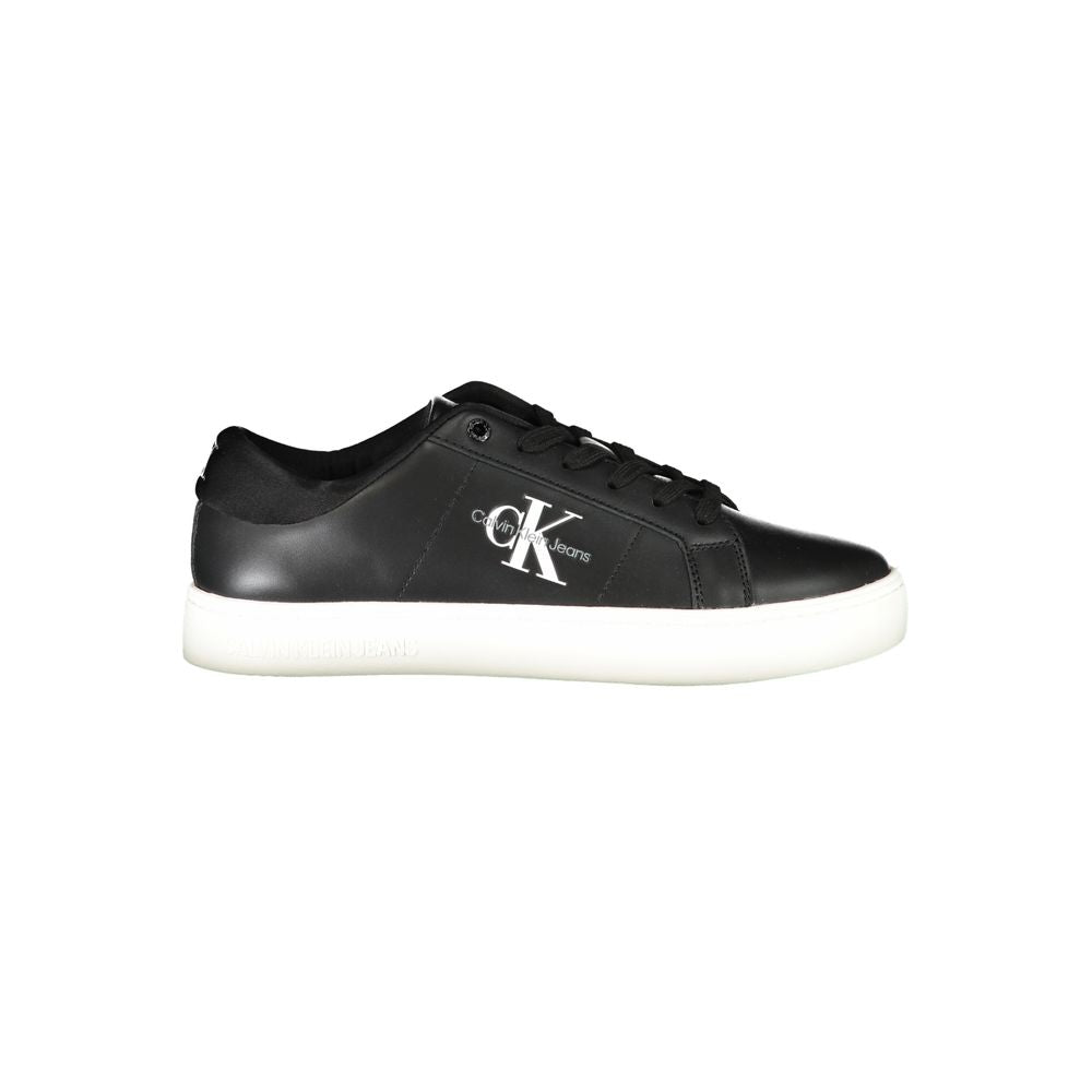 Calvin Klein miljömedvetna sneakers med signaturstil