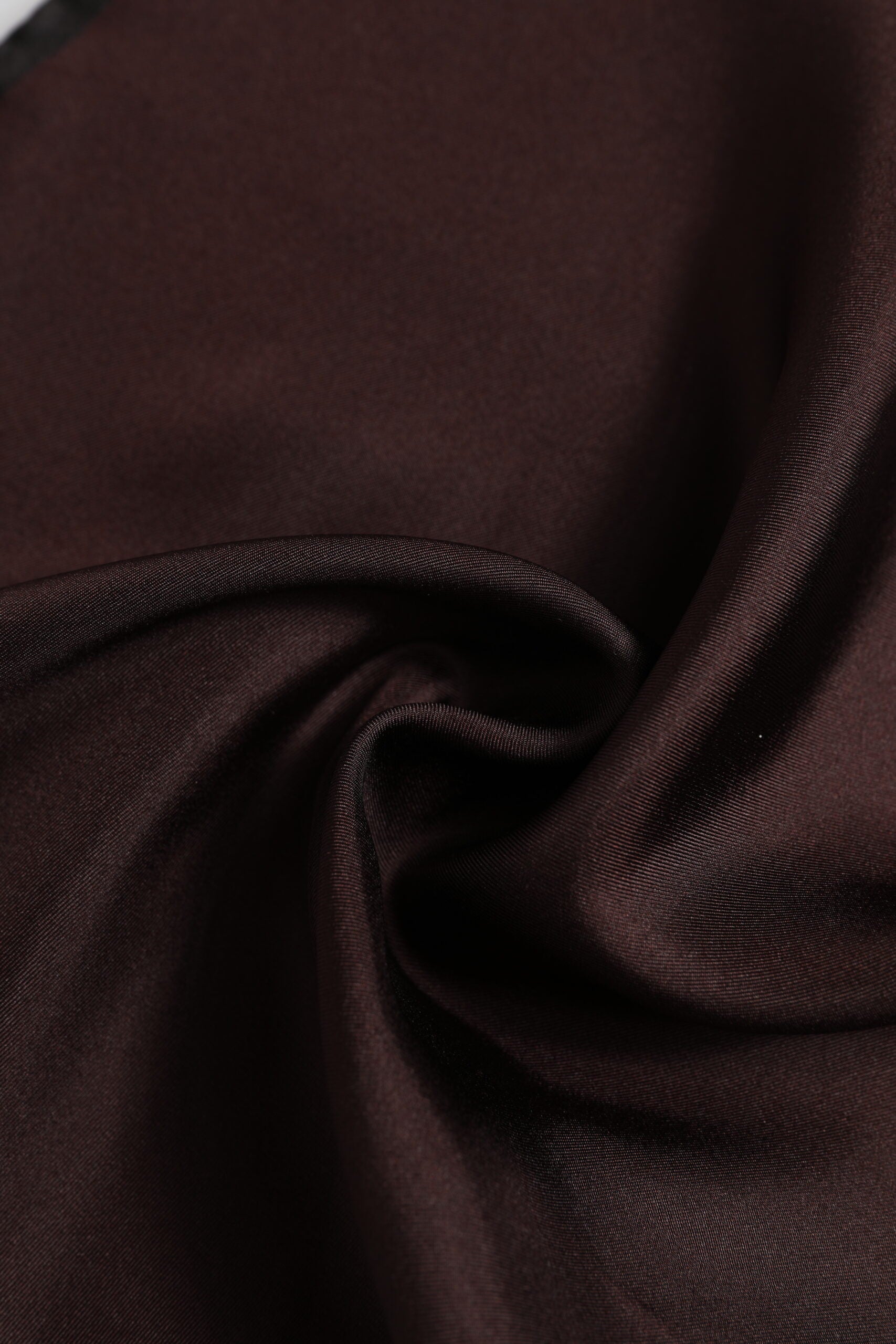 Dolce &amp;amp; Gabbana Brun DG Crown Siden Fyrkantig Herr Foulard Halsduk