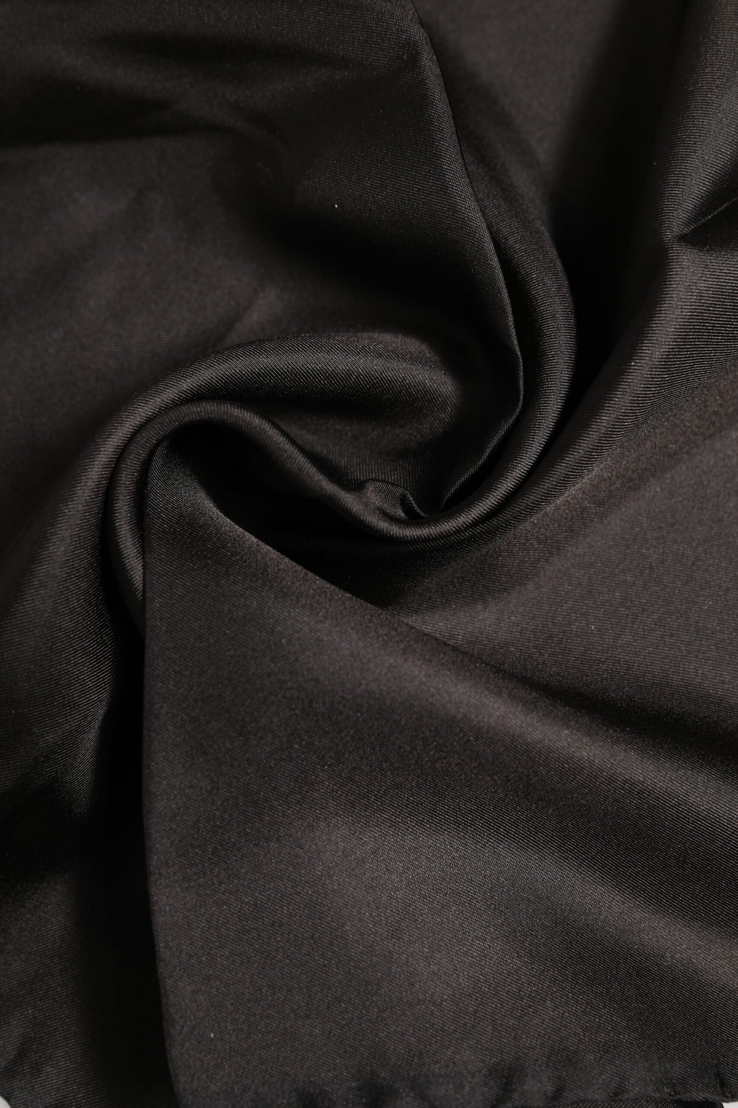 Dolce &amp;amp; Gabbana Brun DG Crown Siden Fyrkantig Herr Foulard Halsduk