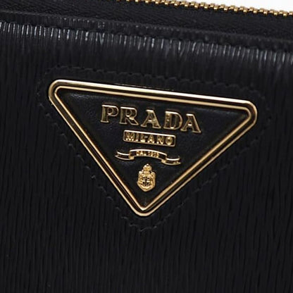 Prada Läderplånbok med Logotyp