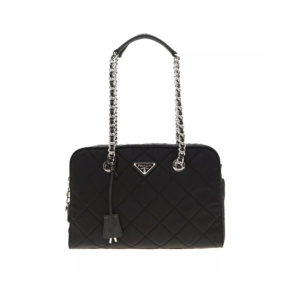 Prada axelväska i quiltad nylon