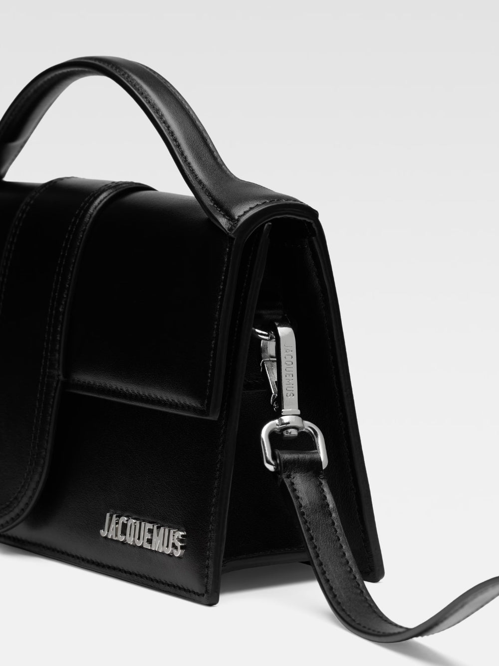 Jacquemus Le Grand Bambino svart väska