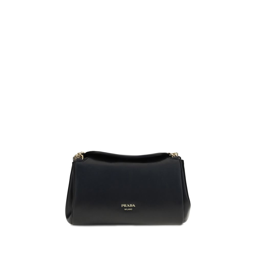 Prada läderaxelväska