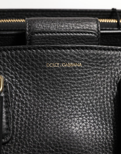 Dolce &amp;amp; Gabbana svart axelväska i kalvskinn med logotyp och plack
