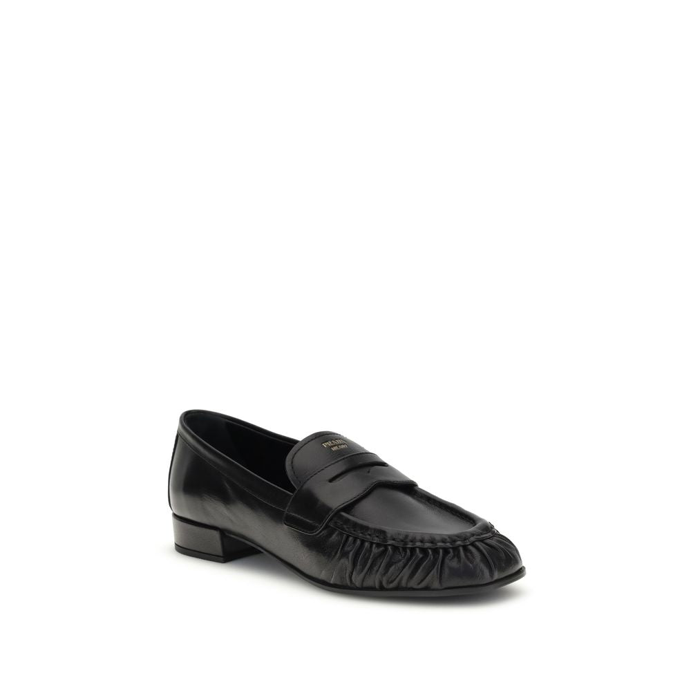 Prada Läderloafers