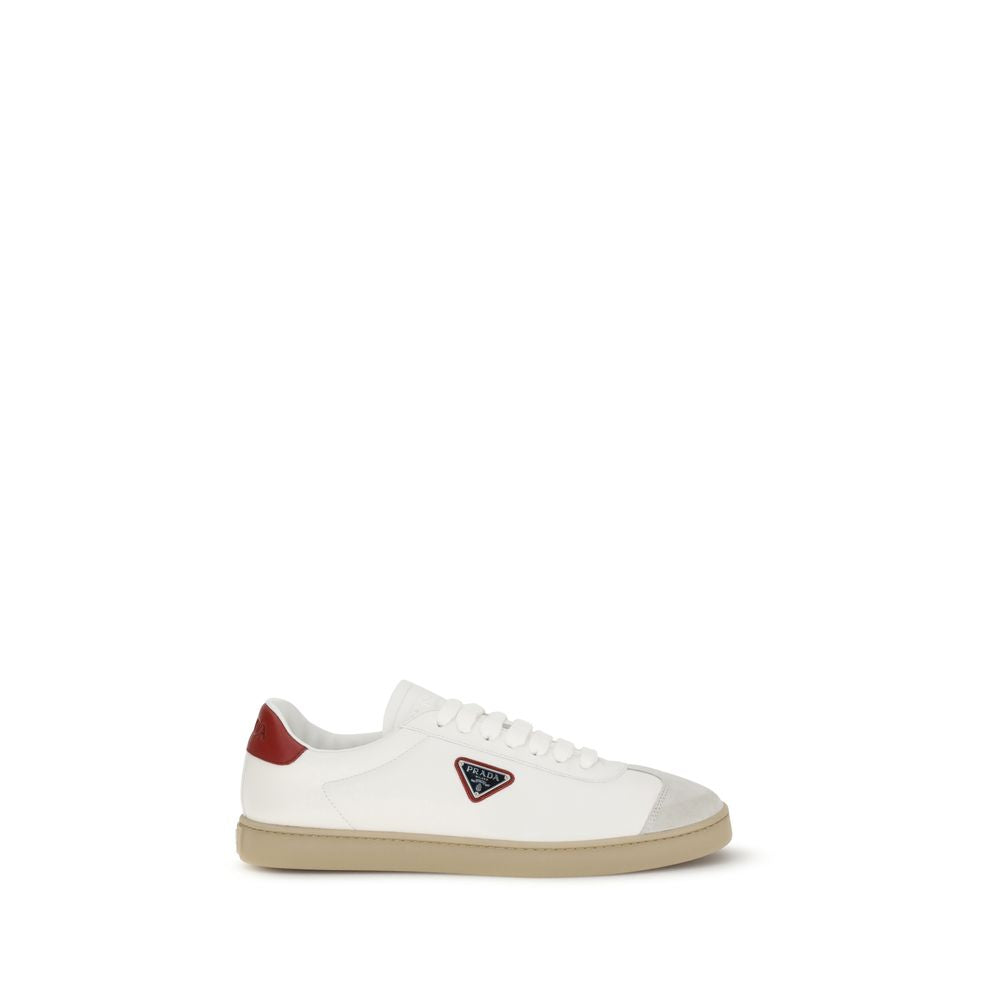 Prada Sneakers med logotyp